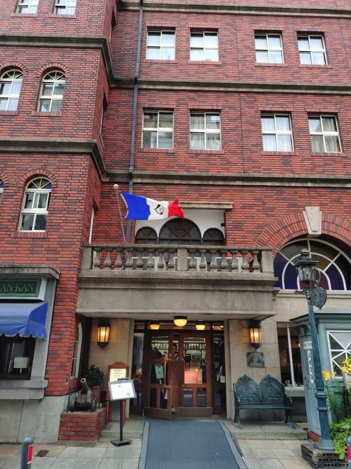 「馬車道十番館」