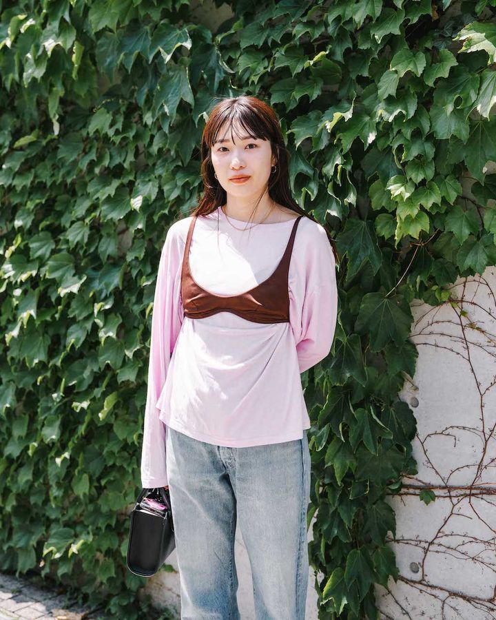 初夏のお洒落な“ロンT”コーデ5選。こなれ感が出るテクニックは必見【TOKYO SNAP】