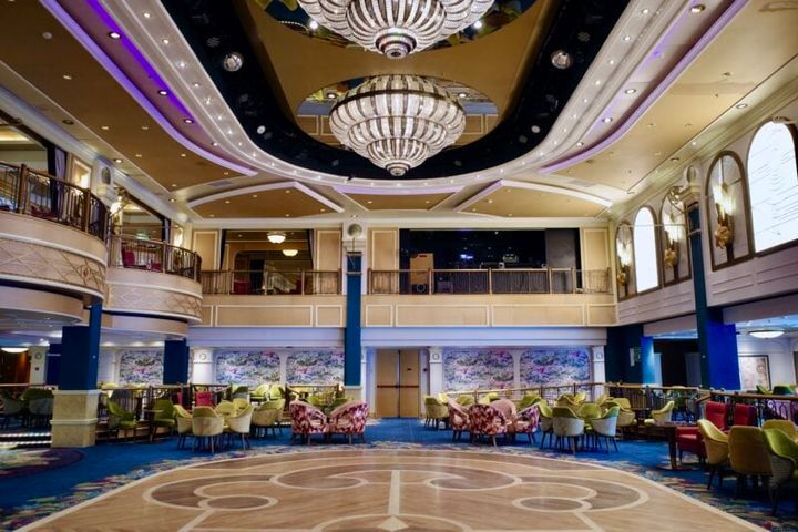 「クイーン・エリザベス」の人気アクティビティ②