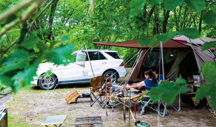 猛暑対策に革命！多機能扇風機でアウトドアの不快感を解消！