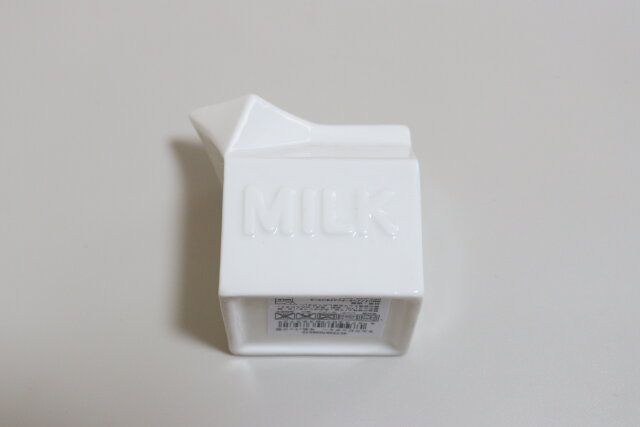 ミルクピッチャー牛乳パック型