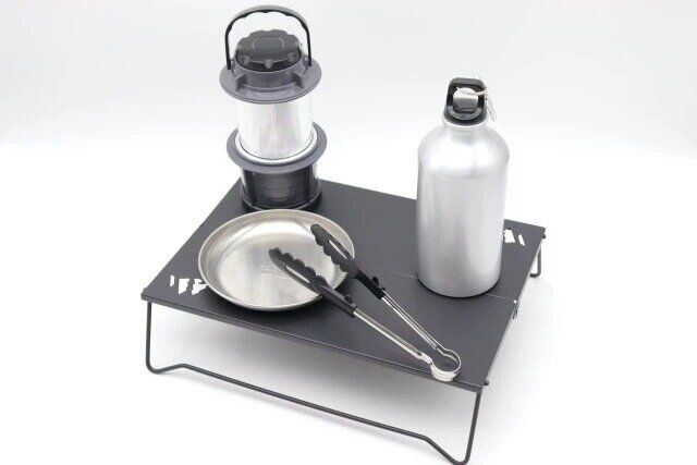 ダイソーのアウトドアミニテーブル2