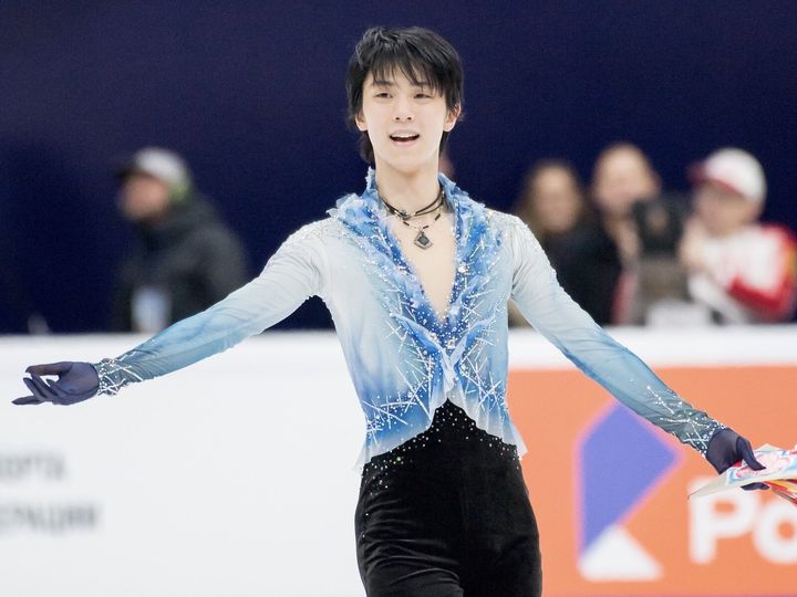ワールド・フィギュアスケート　No.53　 羽生結弦 Amazon.com: ワールド・フィギュアスケート 53: 9784403310720
