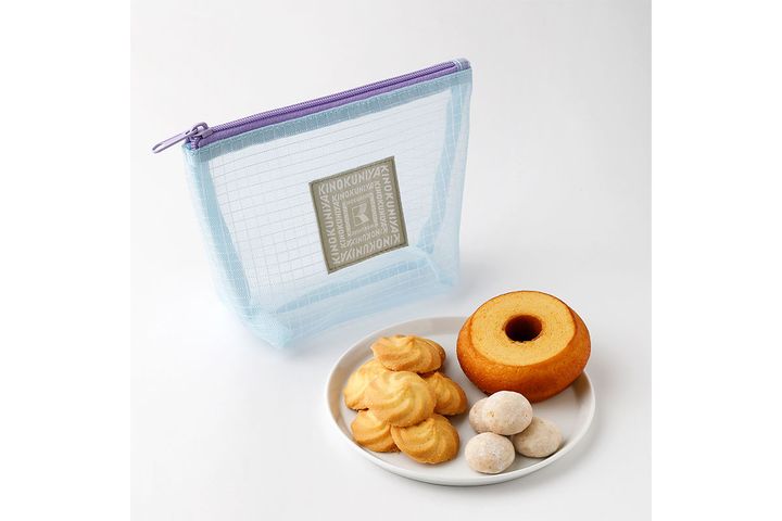 メッシュスイーツポーチ（全6色）／￥1404（税込み）