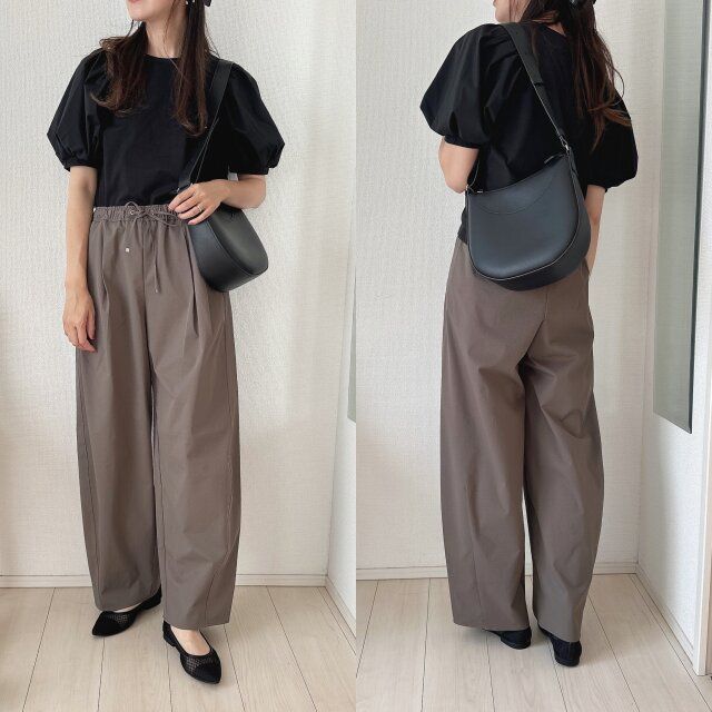 プルオンパンツでカジュアルコーデに