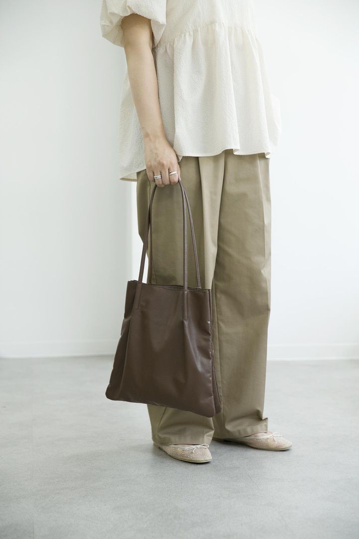 画像1: 【ロペピクニック】3層ミドルトートバッグ¥2,992 www.junonline.jp