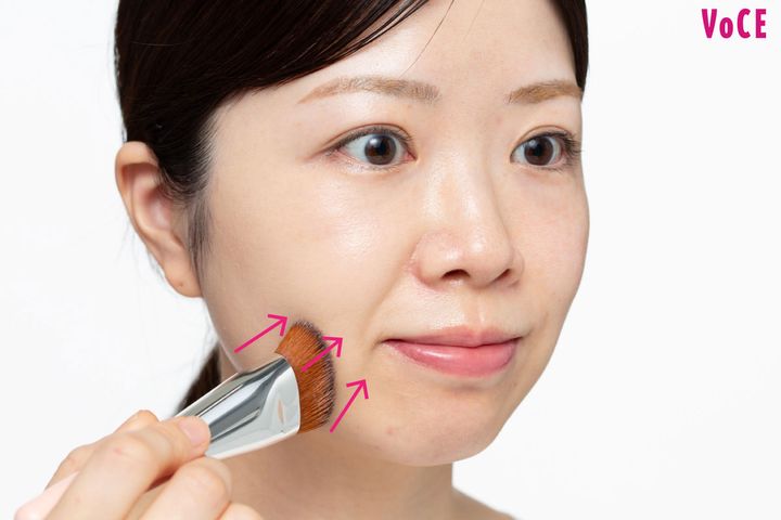 【ファンデブラシ比較】人気の18本を全部使って検証！SHISEIDO、ロージーローザ、M・A・C etc.