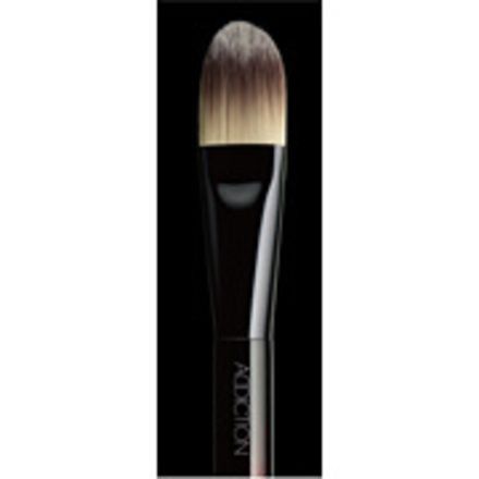 アディクション ファンデーションブラシ