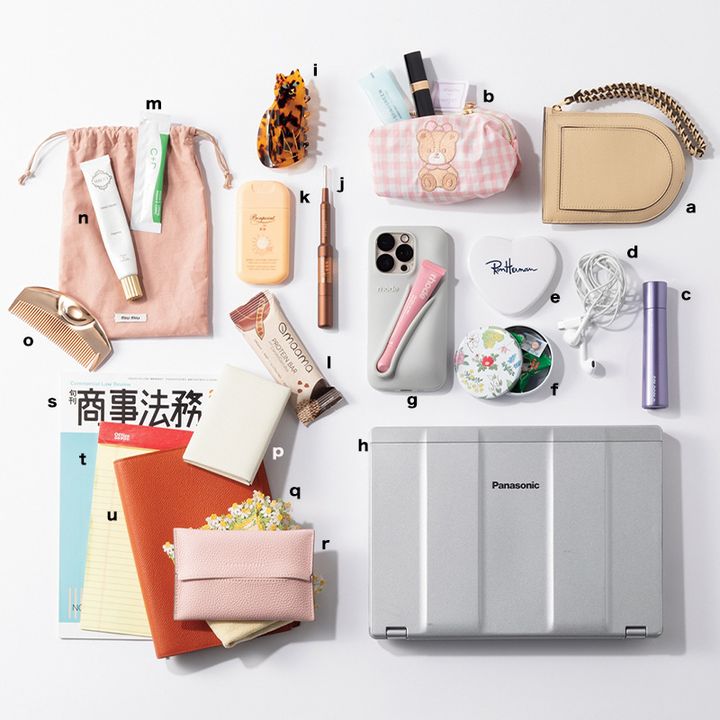 企業法務で働くママのバッグの中身