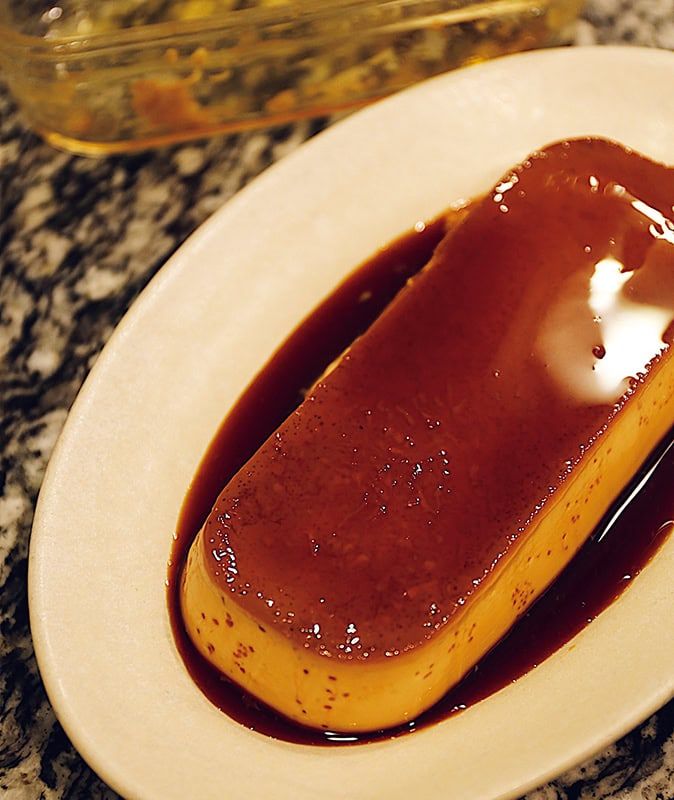 たまご、グラニュー糖、牛乳だけで作る、シンプルなカラメルプリン