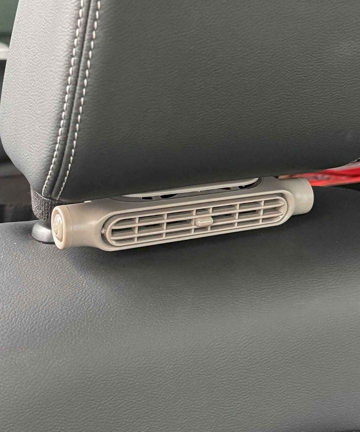 画像1: 出典：3COINS