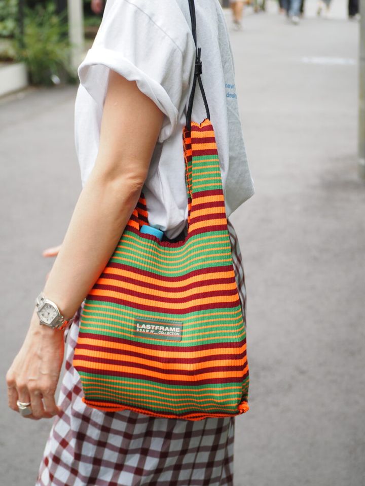 ボーダーのバッグ