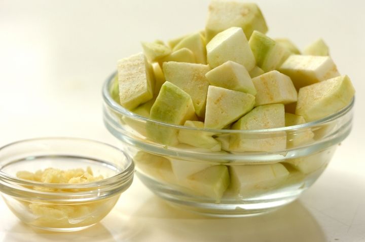 ナスのゼリー寄せの下準備1