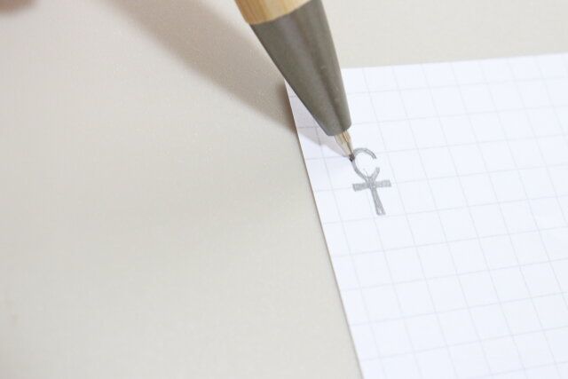 セリア ミニデザインテンプレート 2枚 エジプト＆ナスカ柄 穴埋め