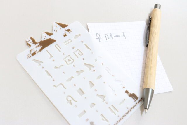 セリア ミニデザインテンプレート 2枚 エジプト＆ナスカ柄 紙 ペン