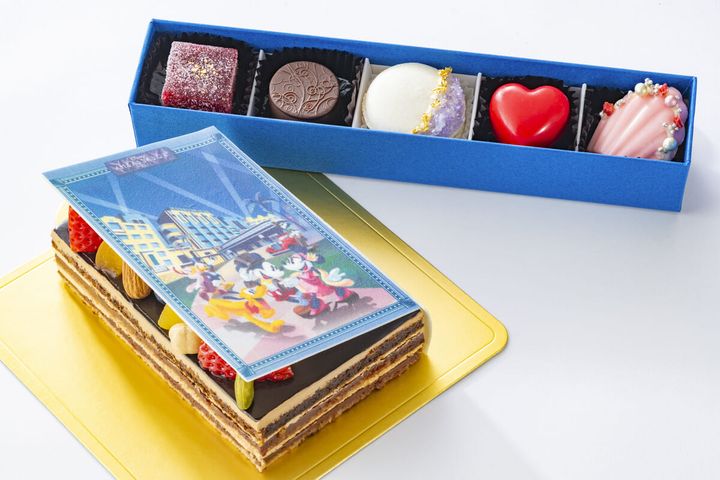 エンパイア・グリル_テイクアウトメニュー_アニバーサリーケーキセット