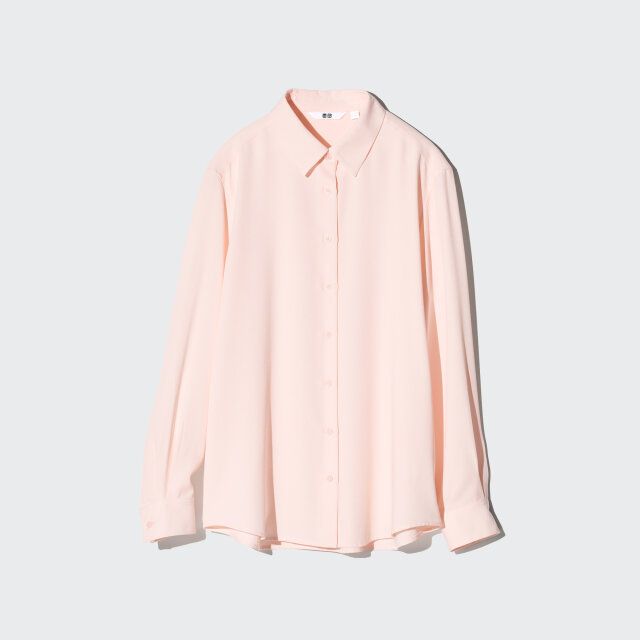 ユニクロのレーヨンブラウス