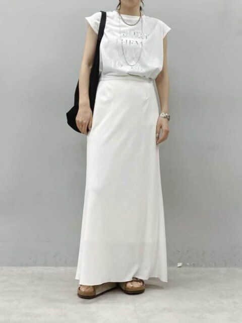 ロゴTシャツコーデ1