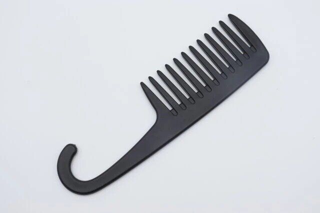 ダイソーのバスコーム（ブラック）1