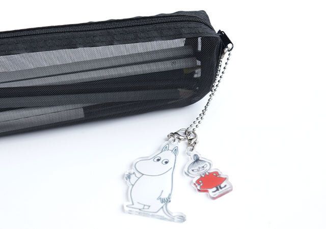 宝島社InRed8・9月合併号の付録のムーミンのアクリルチャーム3