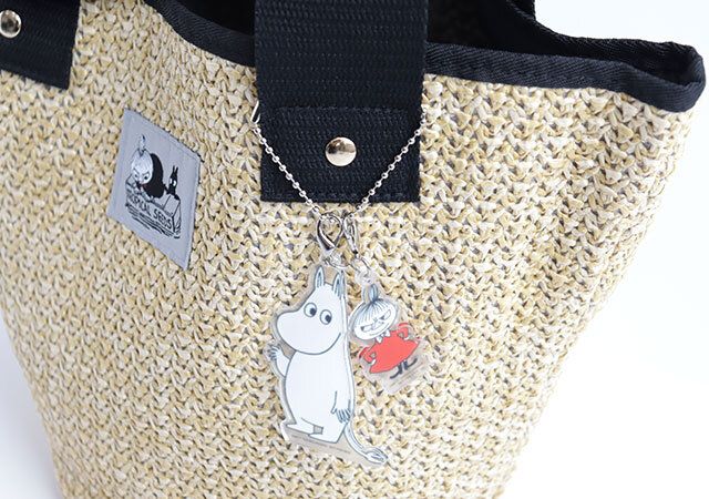 宝島社InRed8・9月合併号の付録のムーミンのアクリルチャーム1