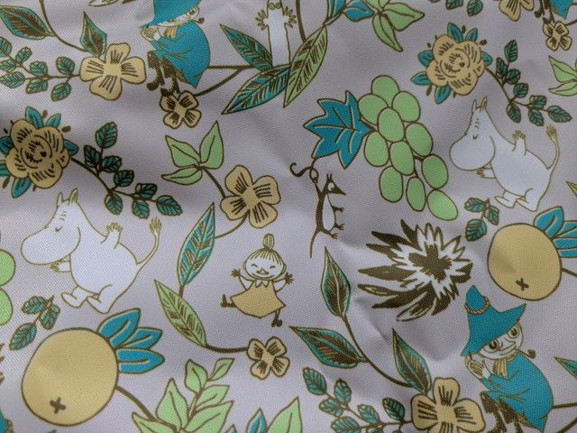 ムーミン圧縮収納ポーチ柄