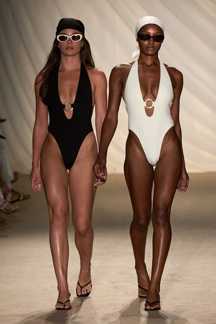 マンデースイムウェア 2026年春夏コレクションより。