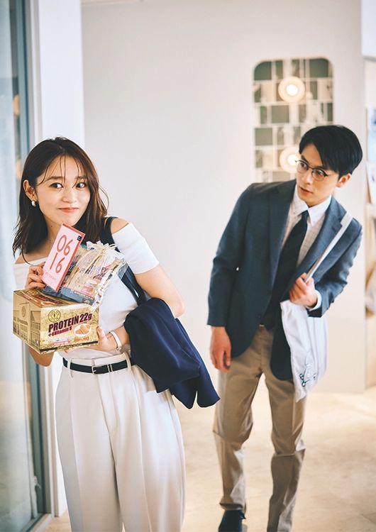 ユニクロの白パンツと合わせたワントーンコーデ