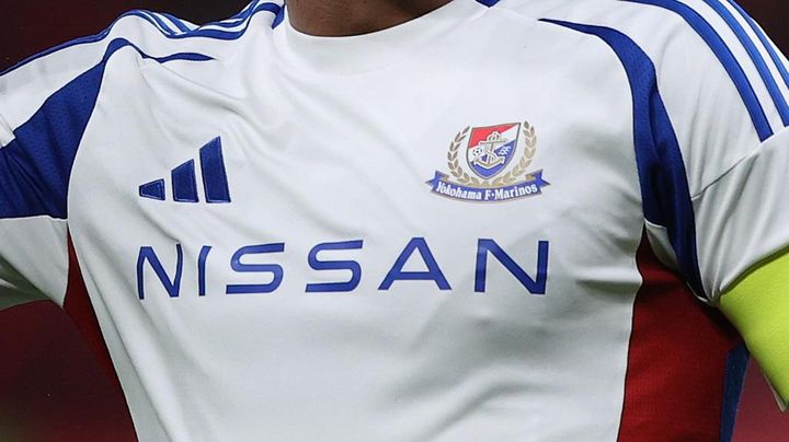 降格危機のJリーグ名門、中指を立てる行為をしたサポーター2人に無期限出禁処分