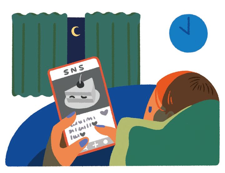 夜はスマホ画面を「グレースケールモード」に。