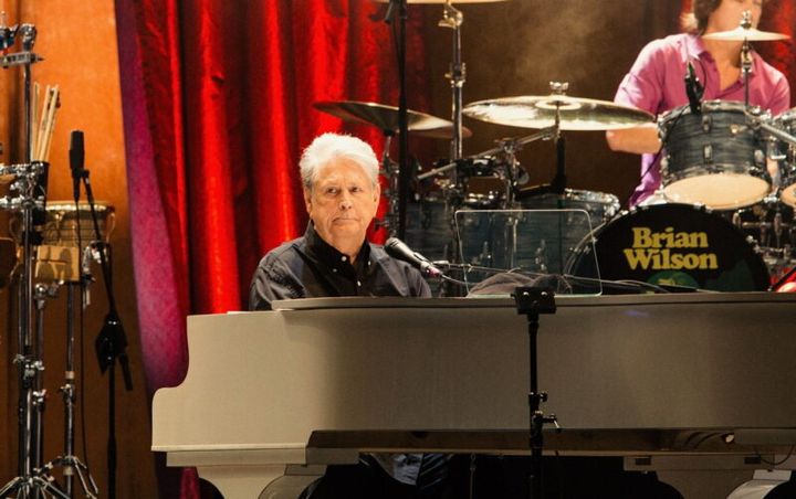 ヒット曲連発の栄光とその裏にあった壮絶な日々を回想する。『ブライアン・ウィルソン／約束の旅路』© 2021 Texas Pet Sounds Productions, LLC