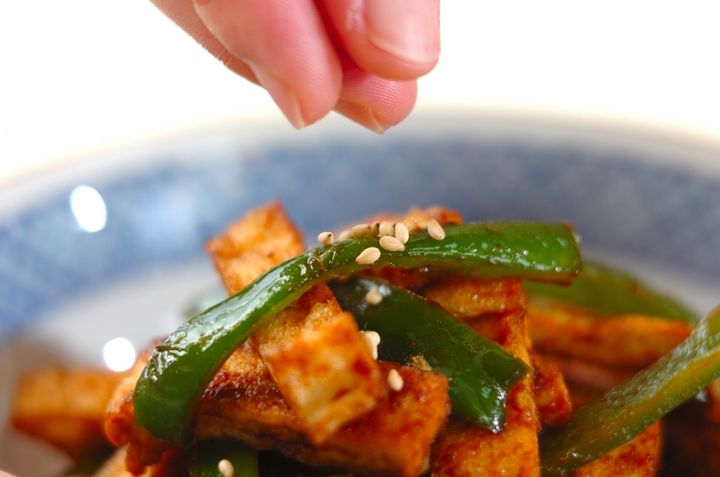 油揚げとピーマンのコクみそ炒めの作り方3