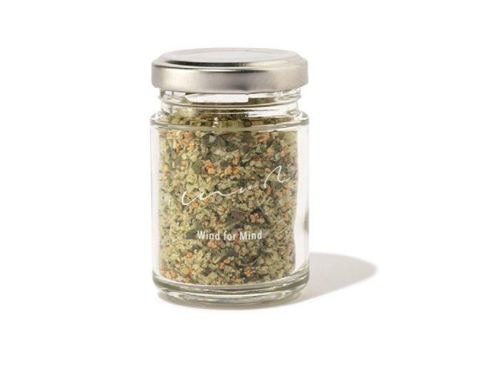 料理家・どいちなつさんが手がけるハーブソルト。