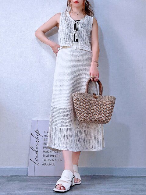 【ジレ×スカート】二の腕が気になるかも…？