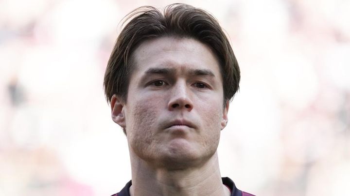 「よく思わない方もいらっしゃるかもしれませんが…」34歳元日本代表スター、古巣チームのユニフォーム着用を説明