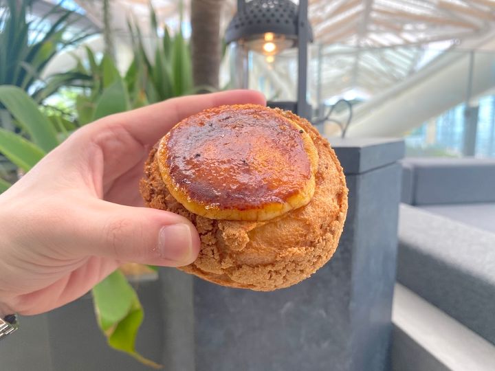 「MAISON CLASSIC」ブリュレシュークリーム