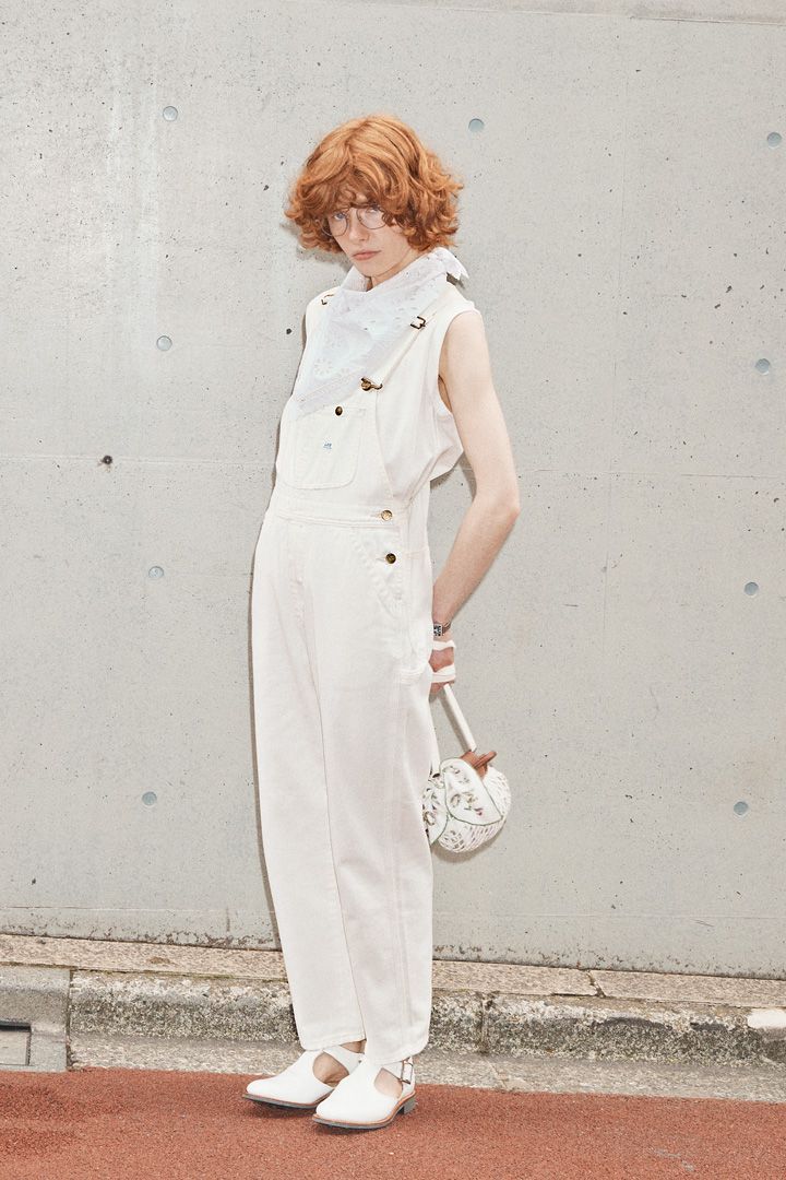 メリハリをつけるのが大切！夏のホワイトコーデとカッコよく決めるコツ