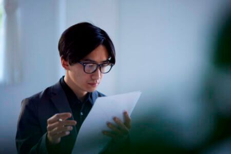 メガネ男子はモテないって本当？女子の本音や隠れた魅力を紹介