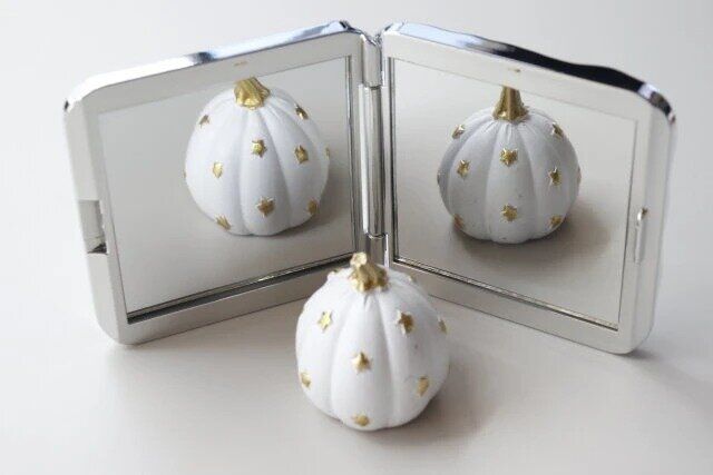 ダイソーのコンパクトミラー（正方形）がオシャレ