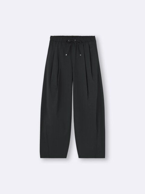 2025gu夏黒バレルレッグプルオンパンツ