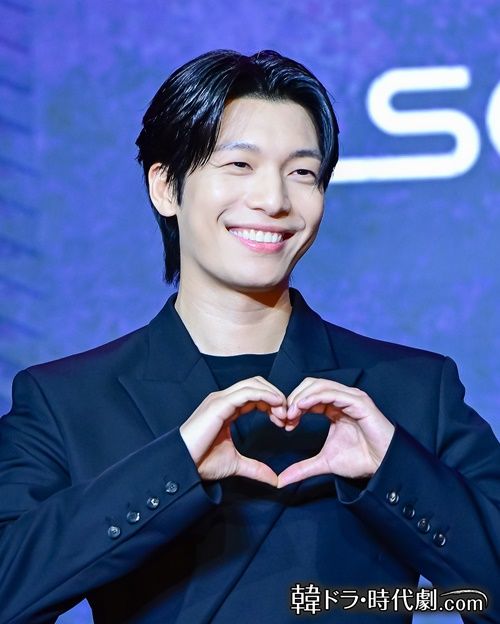 ウィ・ハジュン