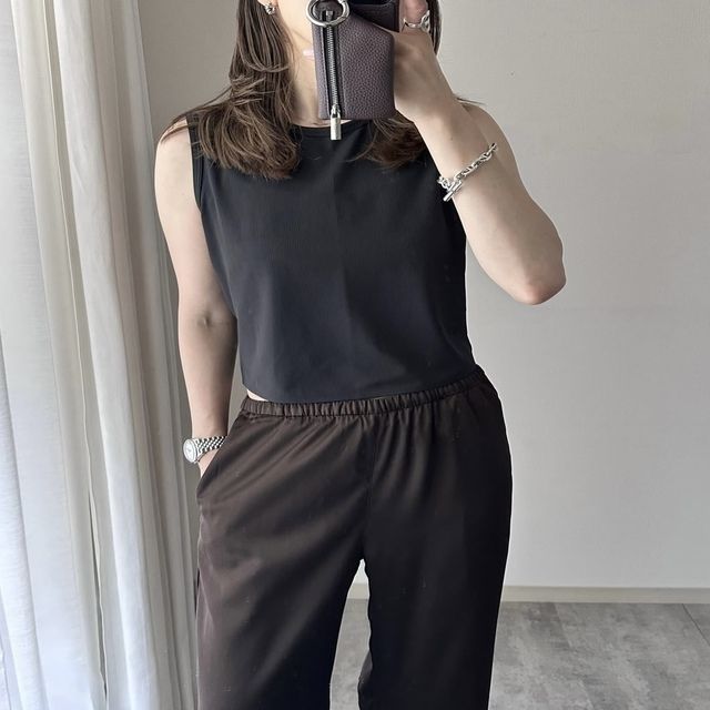 UNIQLOタンクトップ5