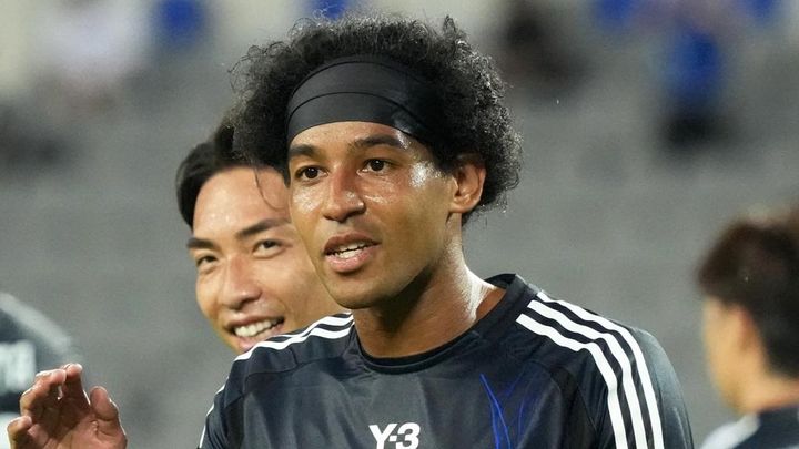 日本代表、香港に6-1で圧勝！「父がアメリカ人、母が日本人の30歳FWが爆発」と韓国紙注目