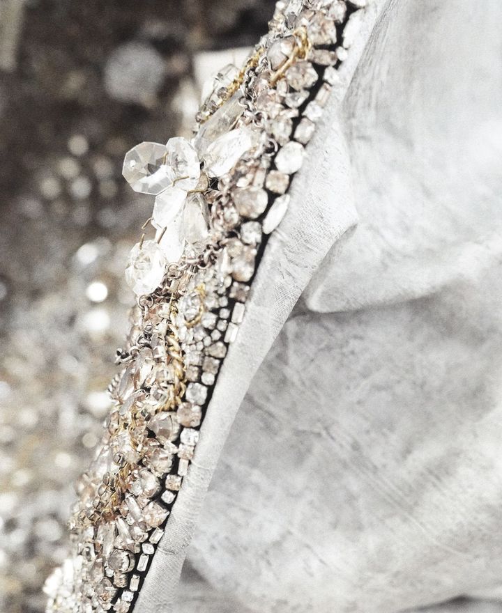 デビューコレクションの2つ目となるティザー。