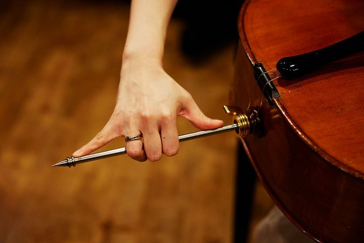 チェロのエンドピン