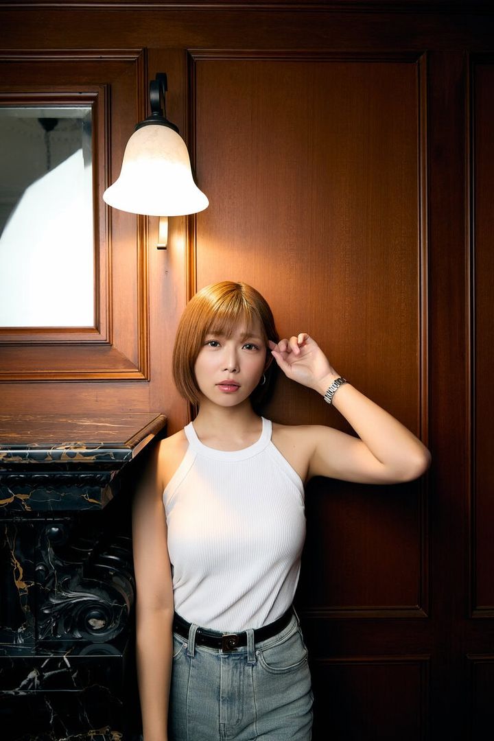 6年ぶりのエッセイ集『犬と厄年』を発表した紗倉まな