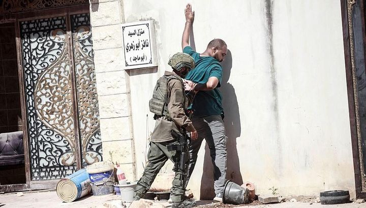 「お前のサッカー人生を終わらせる」パレスチナ代表が故郷訪問中にイスラエル当局から拘束