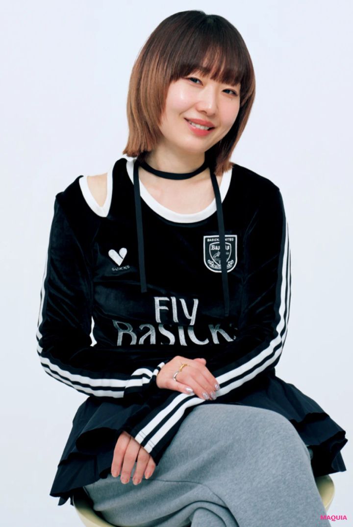 寒色パステルでここまで盛れる！元ギャルのヘア&メイク林由香里さんの最旬“盛れメイク”_12