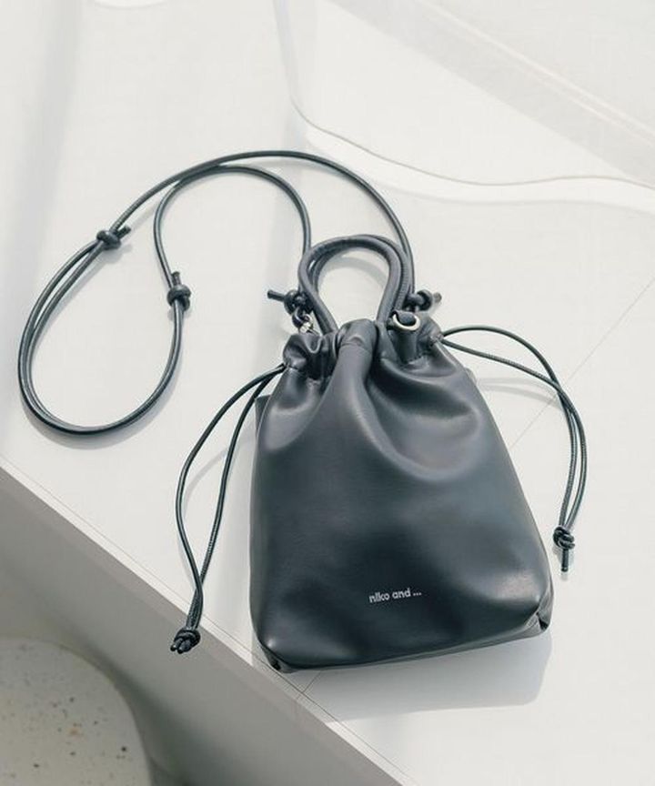 画像1: 出典：and ST