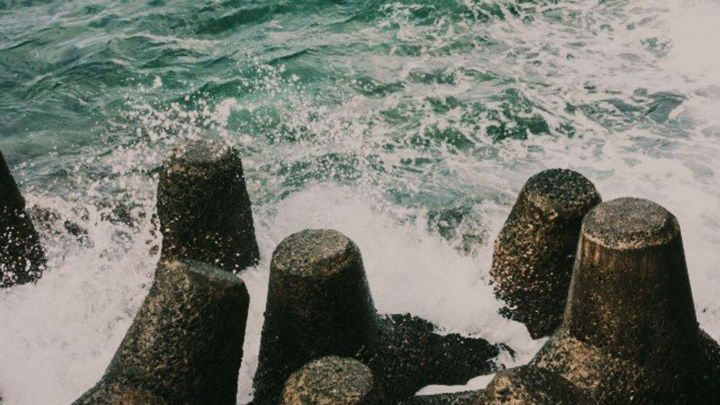 川へ遊びに行ったら（画像はphotoAC）